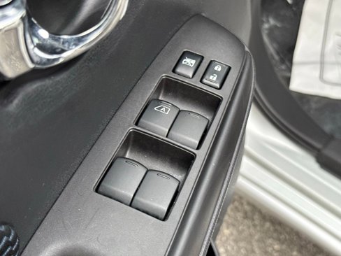 Used 2015 Nissan Versa Note SV image 13