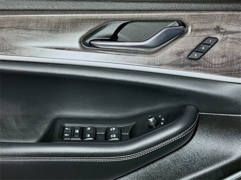 Certified 2022 Jeep Grand Cherokee Limited image 15