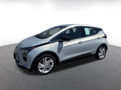 Used 2023 Chevrolet Bolt LT w/ Driver Confidence Package image 8