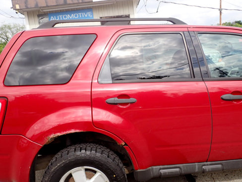 Used 2010 Ford Escape XLT image 14