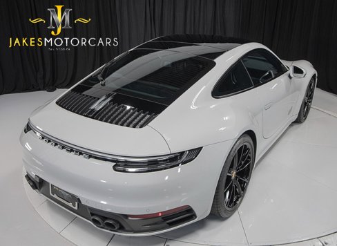 Used 2022 Porsche 911 Carrera image 11