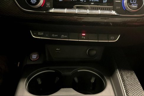 Used 2018 Audi S4 Premium Plus image 32