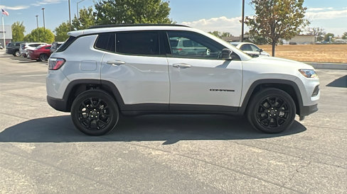 New 2025 Jeep Compass Latitude w/ Altitude Special Edition image 2