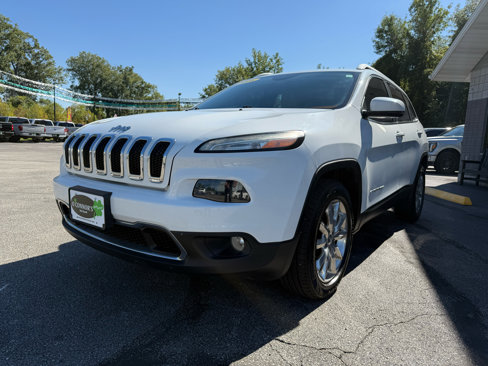 Used 2016 Jeep Cherokee Limited w/ Luxury Group image 7
