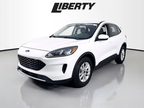 Used 2021 Ford Escape SE image 3