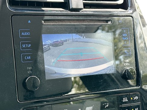 Used 2018 Toyota Prius Four image 13