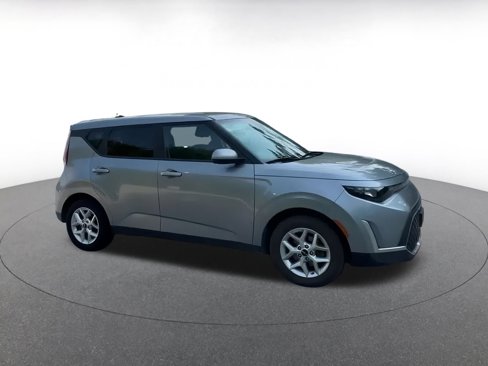 Used 2024 Kia Soul LX w/ Option Group 015 image 2
