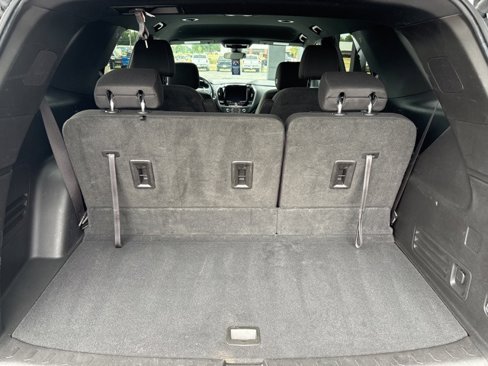 Used 2022 Chevrolet Traverse LT image 15