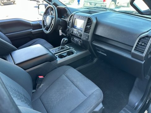 Used 2020 Ford F150 XLT image 36