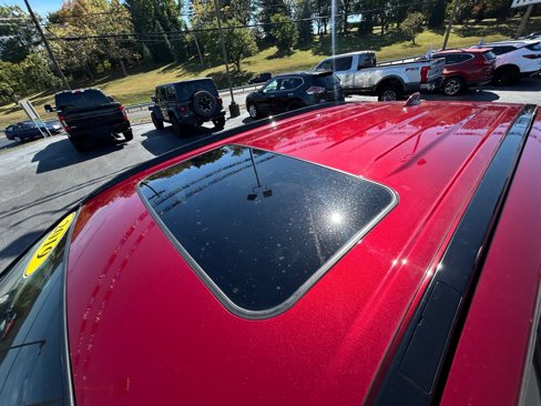 Used 2019 Toyota RAV4 XLE image 10