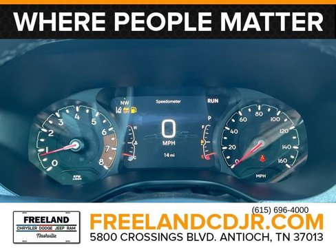 New 2025 Jeep Compass Latitude image 9