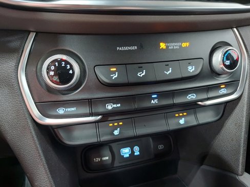 Used 2019 Hyundai Santa Fe SEL image 30