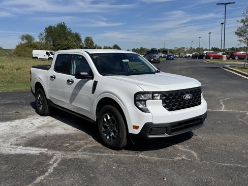 New 2025 Ford Maverick XLT image 2