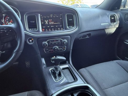Used 2018 Dodge Charger R/T Scat Pack image 15