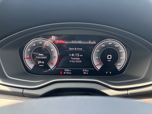 Certified 2025 Audi Q5 2.0T Premium Plus image 11