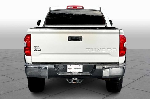 Used 2016 Toyota Tundra SR5 w/ SR5 Upgrade Package image 4