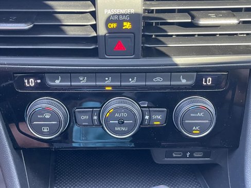 Used 2021 Volkswagen Jetta image 15