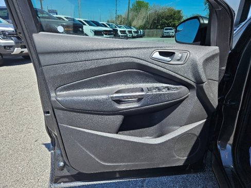 Used 2019 Ford Escape SEL image 19