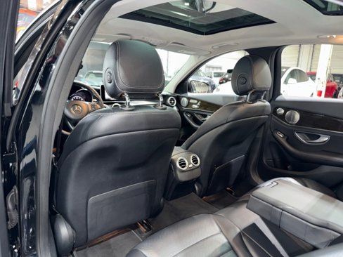 Used 2015 Mercedes-Benz C 300 4MATIC Sedan image 48