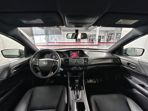 Used 2017 Honda Accord Sport Special Edition image 22