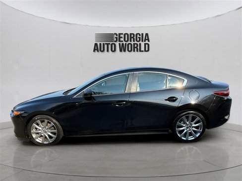 Used 2020 MAZDA MAZDA3 Sedan w/ Select Package image 2