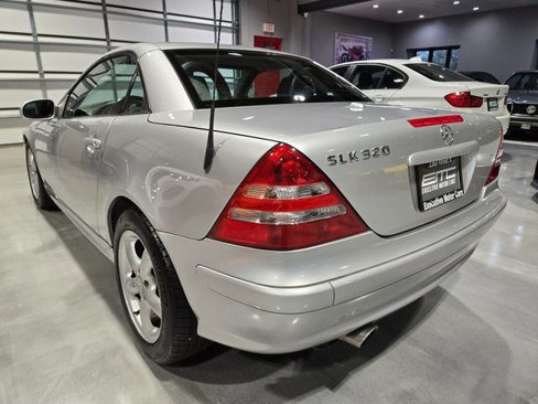 Used 2002 Mercedes-Benz SLK 320 image 8