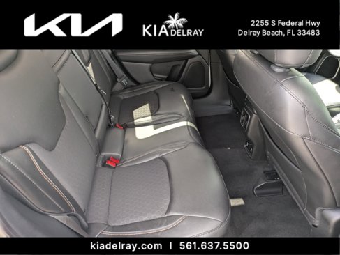 Used 2018 Jeep Compass Latitude w/ Popular Equipment Group image 26