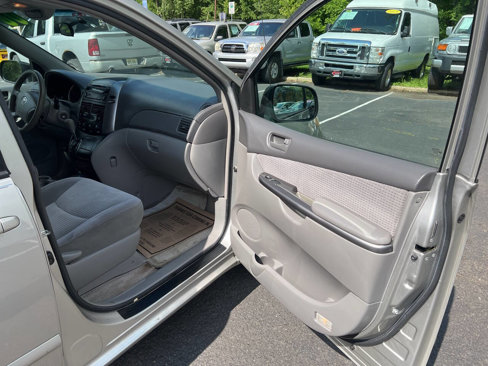 Used 2006 Toyota Sienna LE image 13
