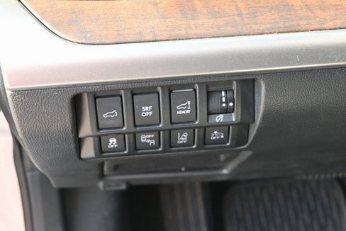Used 2017 Subaru Outback 2.5i Limited image 16