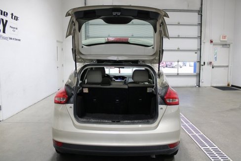 Used 2018 Ford Focus SE image 19