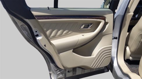 Used 2018 Ford Taurus Limited image 29