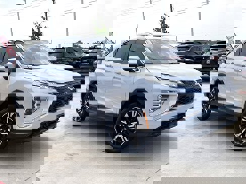 Used 2024 Mitsubishi Eclipse Cross SEL image 5
