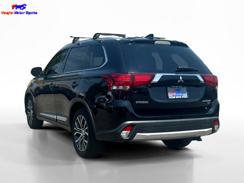 Used 2017 Mitsubishi Outlander GT image 3