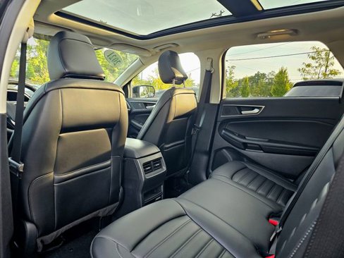 Used 2021 Ford Edge SEL w/ Convenience Package image 24