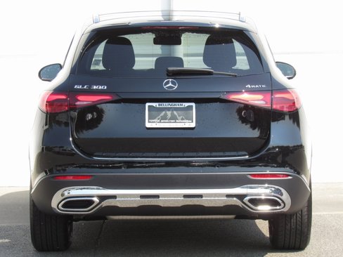 Certified 2025 Mercedes-Benz GLC 300 4MATIC image 7