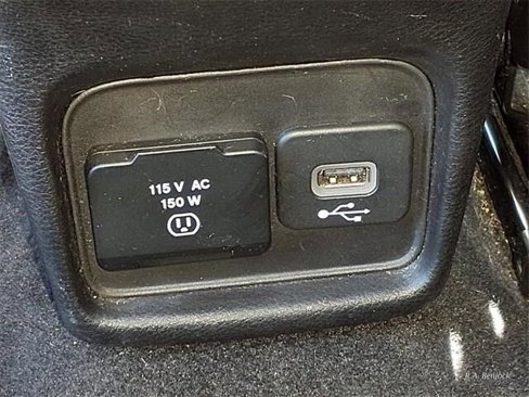 Certified 2018 Jeep Compass Latitude w/ Popular Equipment Group image 23