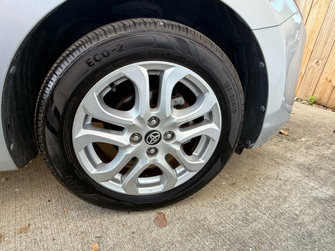 Used 2018 Toyota Yaris iA image 25