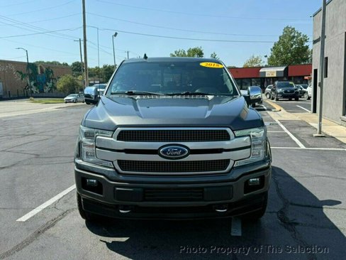 Used 2018 Ford F150 Platinum w/ Equipment Group 701A Luxury image 4