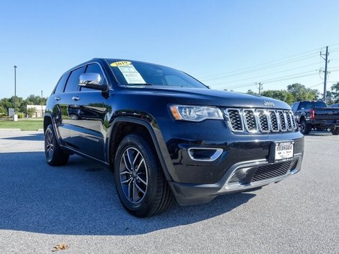 Used 2019 Jeep Grand Cherokee Limited image 20