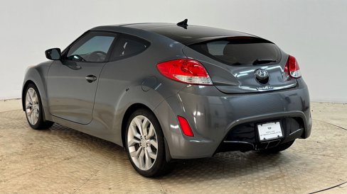 Used 2015 Hyundai Veloster w/ Option Group 02 image 3