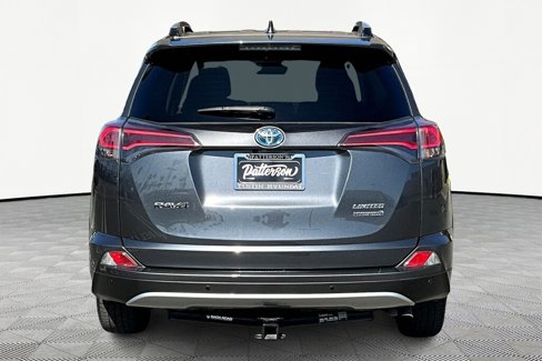 Used 2018 Toyota RAV4 Limited image 4