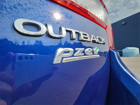 Used 2017 Subaru Outback 2.5i Limited image 27