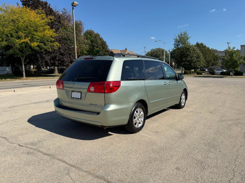 Used 2010 Toyota Sienna LE image 6