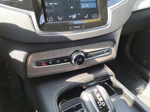 Used 2022 Volvo XC90 T6 Inscription w/ Advanced Package image 13