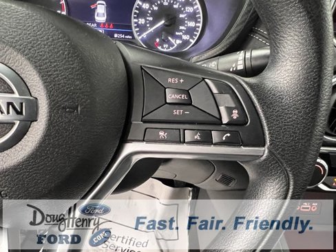 Used 2023 Nissan Sentra SV image 45
