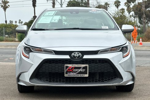 Used 2022 Toyota Corolla LE image 9
