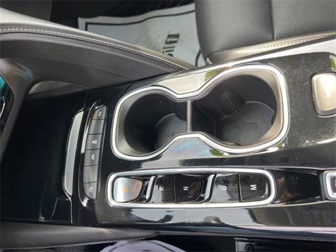 Used 2023 Buick Envision Essence image 14