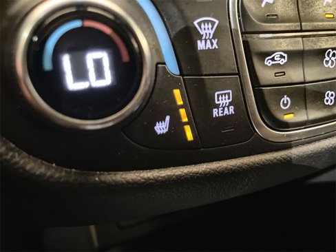 Used 2020 Chevrolet Equinox LT image 33