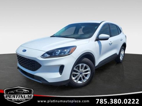 Used 2021 Ford Escape SE w/ Cold Weather Package image 1