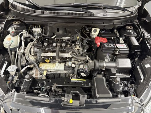 Used 2021 Nissan Kicks SR w/ Interior Electronics Package image 9